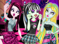 Mäng Instagrami Väljakutse: Monster High vs. Disney Printsessid Internetis